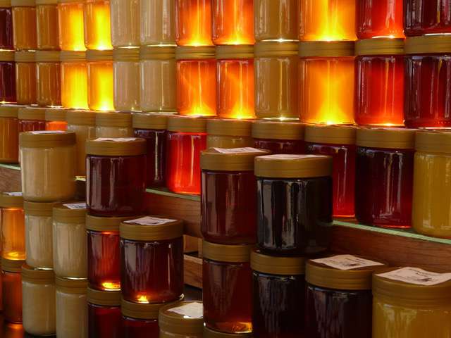 honey-honey-jar-honey-for-sale-beekeeper-41958.jpeg